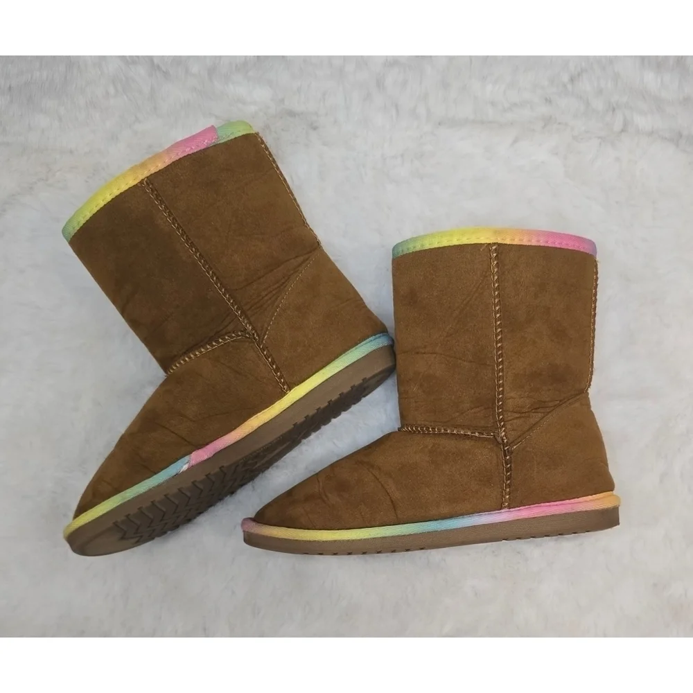 Sugar Girls Boots – Size 1 – Brown with Rainbow Trim